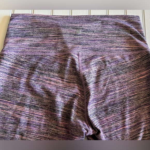 LULULEMON women’s size 8 high waisted leggings - Picture 4 of 6